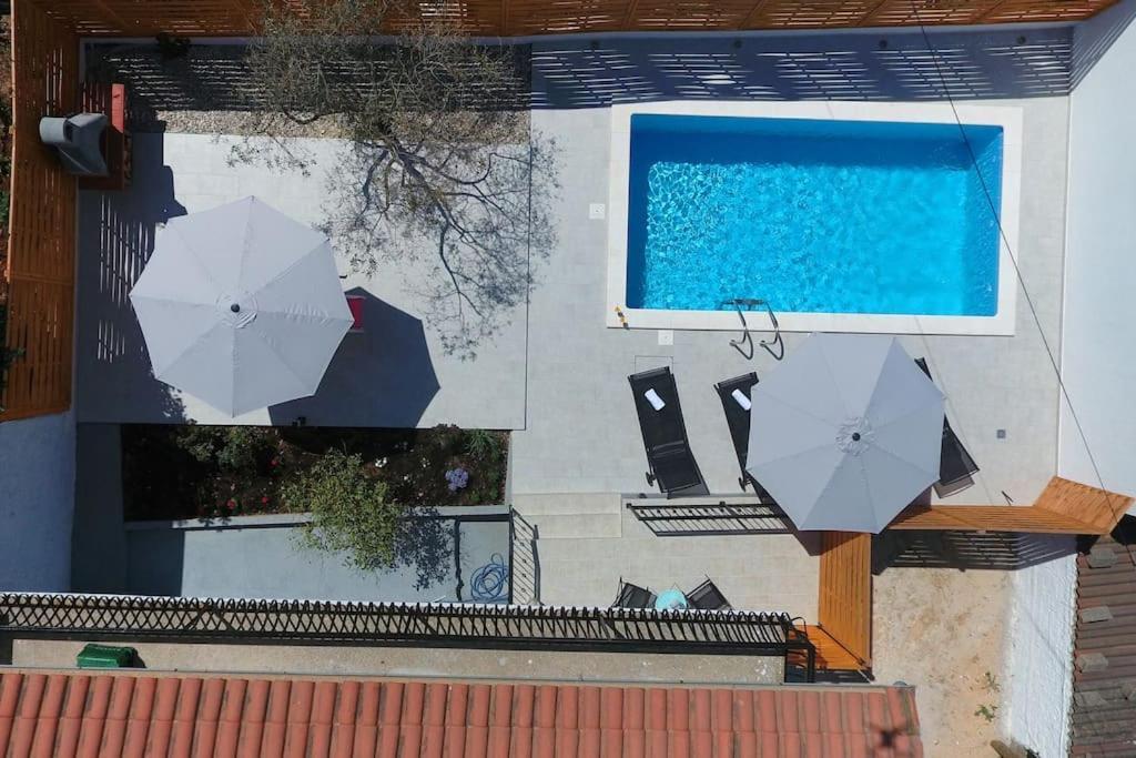 Luxury Apartment Petra With Private Pool 扎达尔 外观 照片